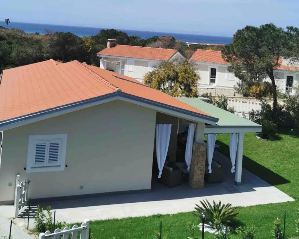 Magnifique Villa Neuve En Bord De Mer Сасари Екстериор снимка